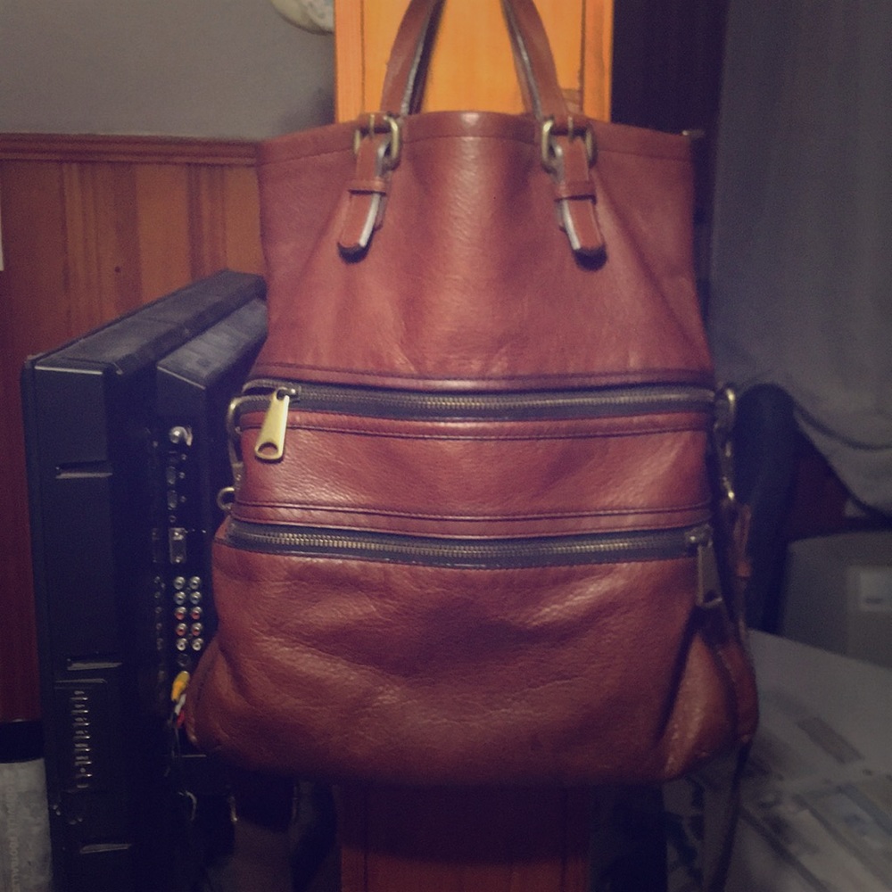 ***SOLD***Hobo crossbody Fossil purse***SOLD***